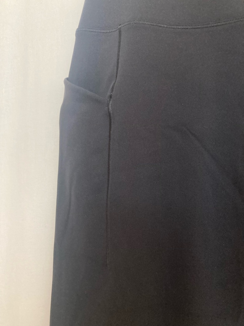 Nike Black Pocketed High-Waist Leggings Size XL - Picture 4 of 8